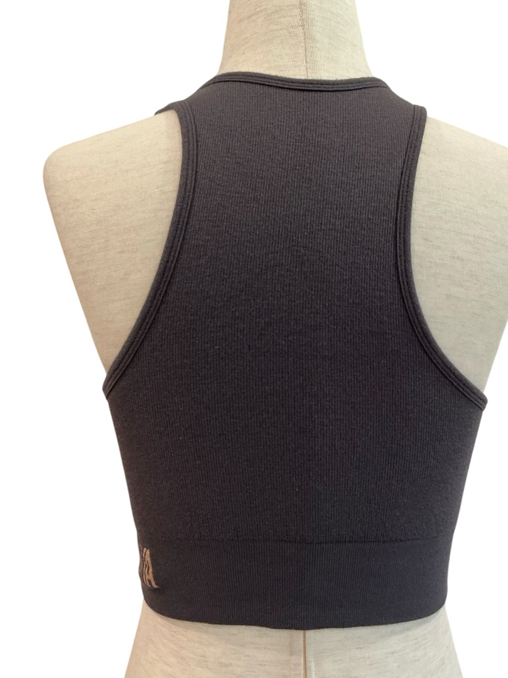 Lunya Ribbed Scoop Sports Bra with Logo Band in Taupe Size Medium - Picture 4 of 8